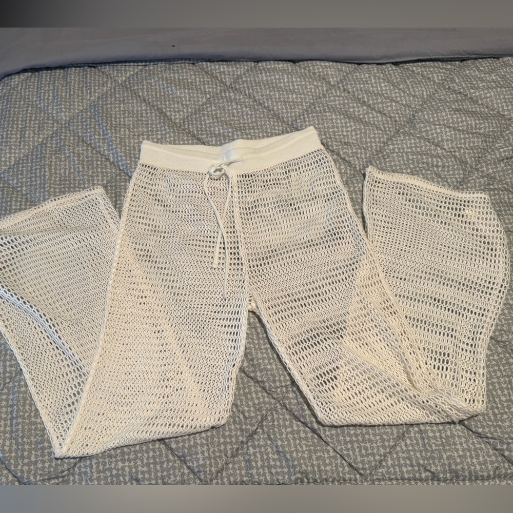 Shade & Shore White Crochet SwimWear Beach Cover Up. - Picture 4 of 4